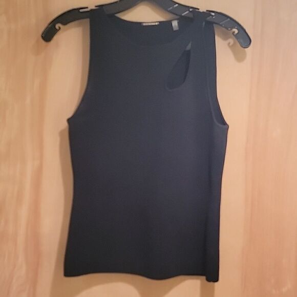 Elie Tahari black cutout tank top sz med - Picture 7 of 7